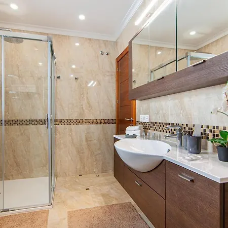 Torriani With Heated Pool Ph11 Villa *