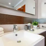 Torriani With Heated Pool Ph11 Villa *