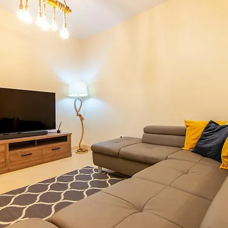 Torriani With Heated Pool Ph11 Villa *